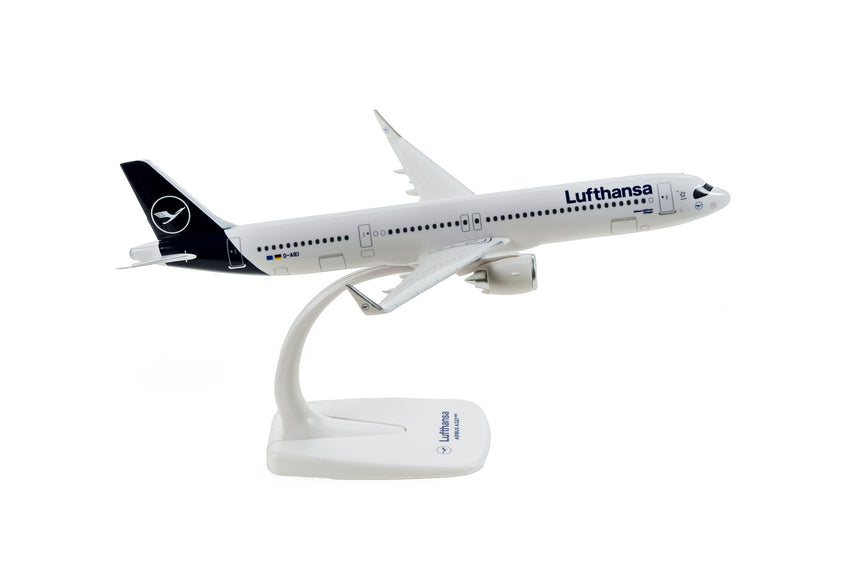 PPC Models Lufthansa Airbus A321 Neo 1/200 Aircraft Scale Model