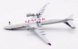 Aviation400 Qatar Airways Airbus A330-302 A7-AEN 1/400 Aircraft Scale Model