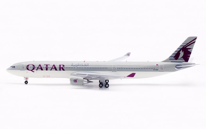 Aviation400 Qatar Airways Airbus A330-302 A7-AEN 1/400 Aircraft Scale Model