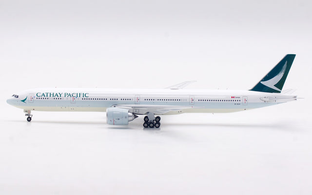 Aviation400 Cathay Pacific Boeing 777-367ER B-KQV (detachable gear) 1/400 Aircraft Scale Model