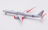 Aviation400 American Airlines Boeing 777-323/ER N735AT (detachable gear) 1/400 Aircraft Scale Model