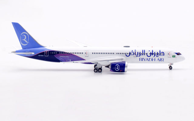 Aviation400 Riyadh Air Boeing 787-9 Dreamliner HZ-RXAA (with Antenna and detachable gear) 1/400 Aircraft Scale Model