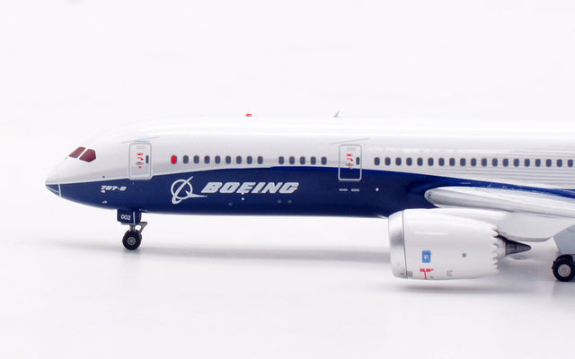 Aviation400 Boeing Boeing 787-9 Dreamliner N789FT (detachable gear) 1/400 Aircraft Scale Model