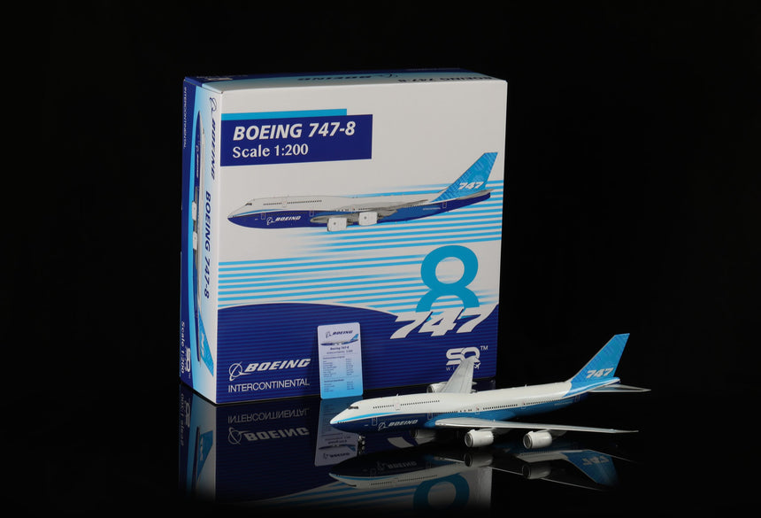 SQ Wings Boeing “House Dreamliner” / "Flaps Down" Boeing B747-8  1/200 Aircraft Scale Model