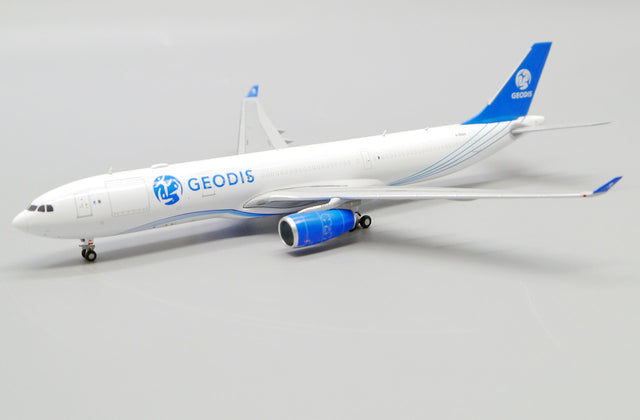 JC Wings Titan Airways (GEODIS) A330-300F G-EODS 1/400 Aircraft Scale Model