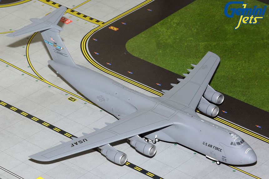 GeminiJets U.S. Air Force C-5M Super Galaxy 85-0007 (Dover AFB) 1/200 Scale