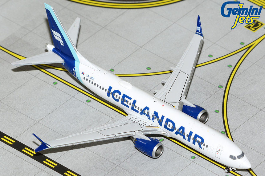 GeminiJets Icelandair Boeing 737 MAX 8 New Livery TF-ICE 1/400 GJICE2123