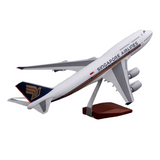 Singapore Airlines Boeing 747-400 XL 46cm Aircraft Model