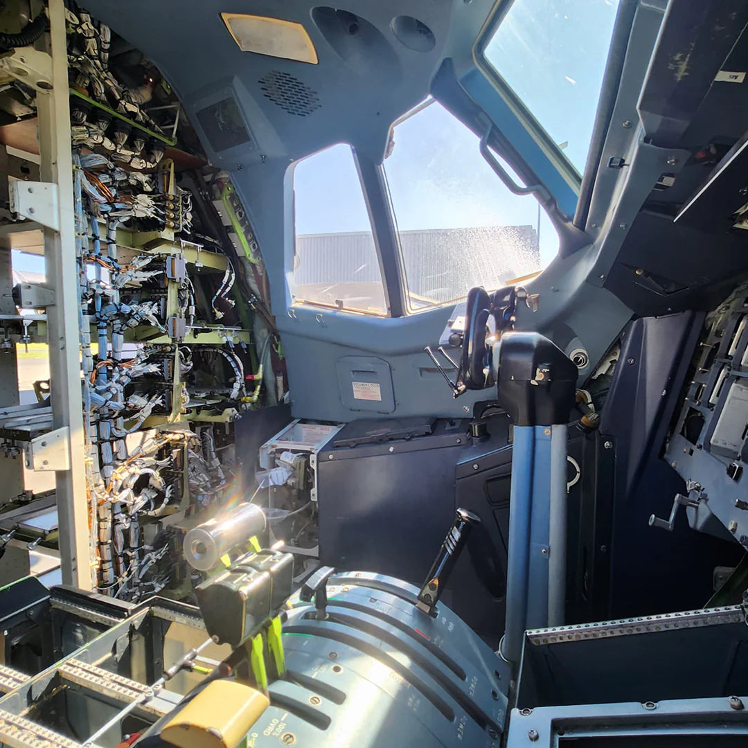 AviationTag Hunnu Air ATR 72 - 2-JUCE Purple/Violet