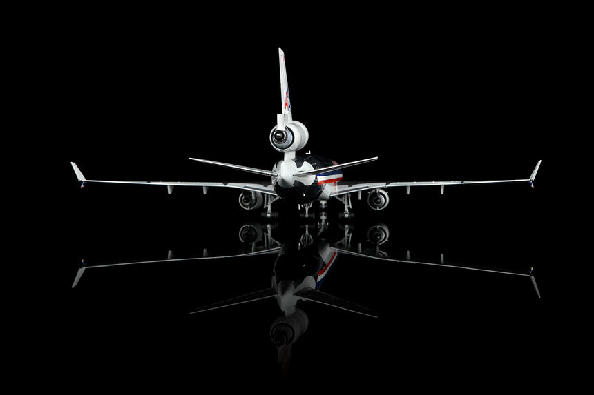 SQ Wings American Airlines McDonnell Douglas MD-11 N1766A 1/200 Aircraft Scale Model