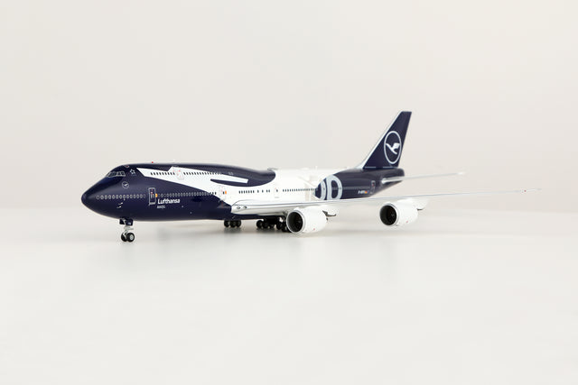SQ Wings Lufthansa Boeing B747-8 D-ABYN 1/200 Aircraft Scale Model