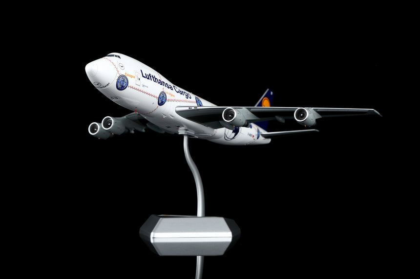 SQ Wings Lufthansa Cargo "Service Revolution" Boeing 747-200 D-ABZF Interactive Series 1/200 Scale Model