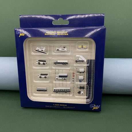 Gemini Jets Airport Accessories GSE 14 Piece Set 1/400 Scale