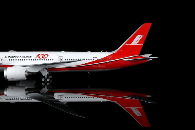 SQ Wings Shang Hai Airlines "100th Shanghai Airlines" Boeing B787-9 B-1111 1/200 Aircraft Scale Model