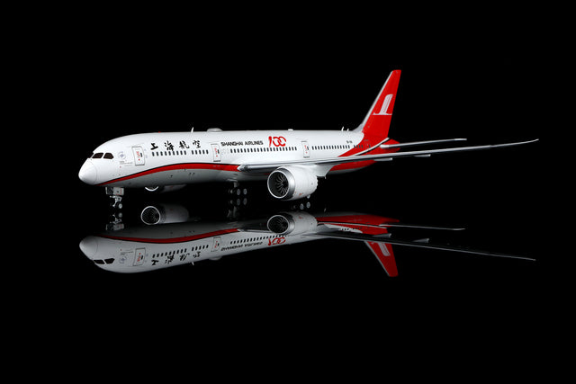 SQ Wings Shang Hai Airlines "100th Shanghai Airlines" Boeing B787-9 B-1111 1/200 Aircraft Scale Model