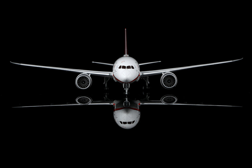 SQ Wings Shang Hai Airlines "100th Shanghai Airlines" Boeing B787-9 B-1111 1/200 Aircraft Scale Model