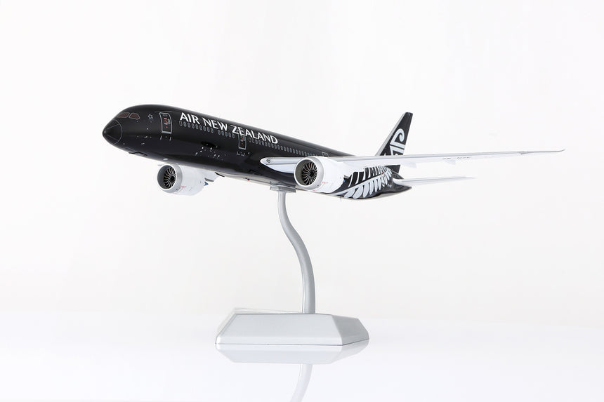 SQ Wings AIR NEW ZEALAND All Black livery Boeing B787-9 ZK-NZE 1/200 Aircraft Scale Model