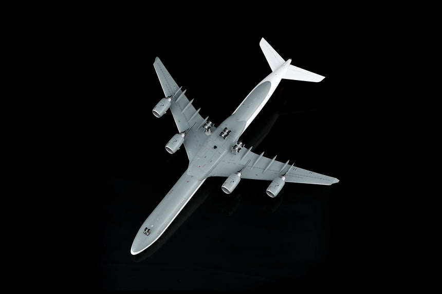 SQ Wings Lufthansa Airbus A340-600 D-AIHZ 1/200 Aircraft Scale Model