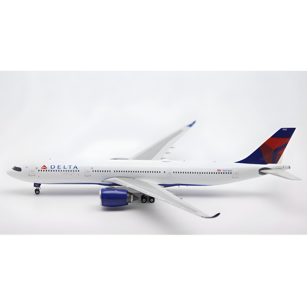 Phoenix Delta Airbus A330-900 N421DX 1/400 Aircraft Scale Model