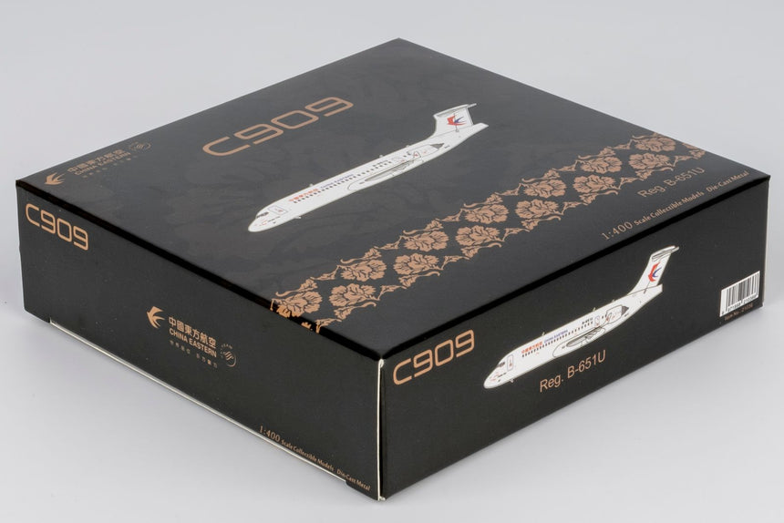 NG Models China Eastern Airlines (with "ARJ21-700" titles) COMAC C909 B-651U 1/400 Aircraft Scale Model