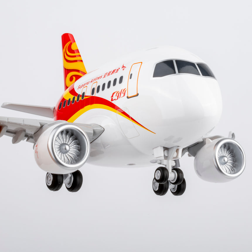 CUMO Wings C919 Cute Aircraft Model – Suparna Airlines Special Edition Snap-Fit ABS Collectible with Display Stand 10.5×12.5×7.5 cm