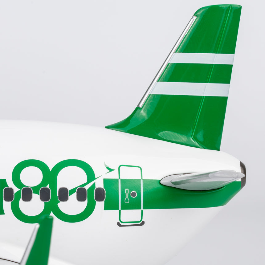 CUMO Wings Airbus A321neo Cute Aircraft Model – Cathay Pacific 80th Anniversary Retro Livery - Snap-Fit ABS Collectible with Display Stand 10.5×12.5×7.5 cm