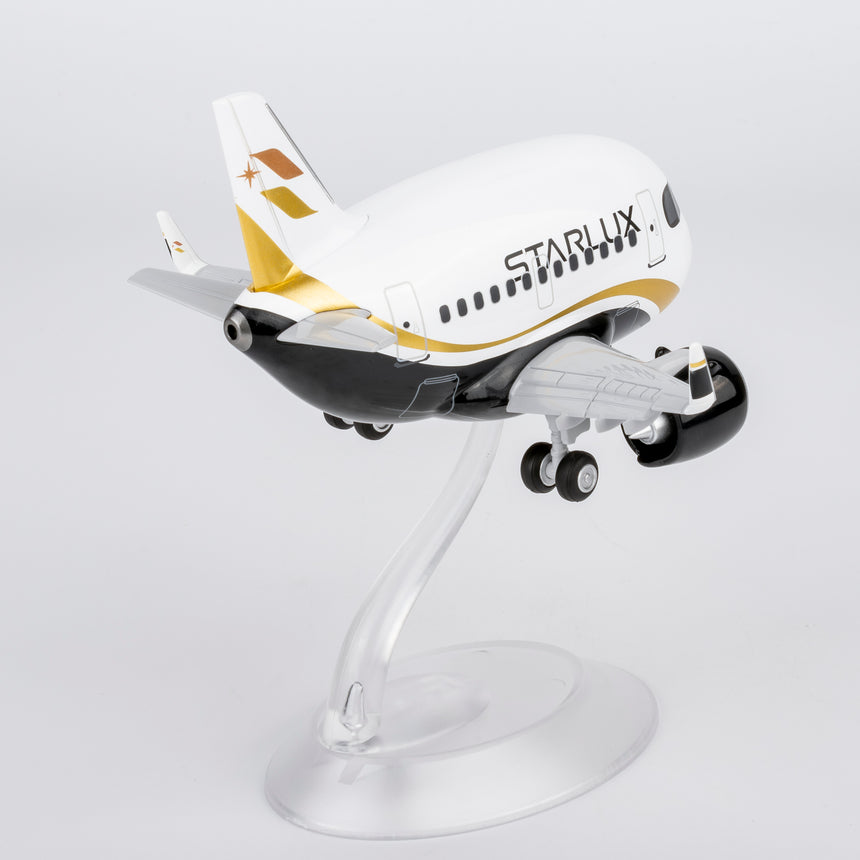 CUMO Wings Airbus A321neo Cute Aircraft Model – STARLUX Airlines Edition - Snap-Fit ABS Collectible Airplane with Display Stand 10.5×12.5×7.5 cm