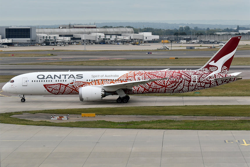 SQ Wings Qantas "Yam Dreaming" Boeing B787-9 VH-ZND 1/200 Aircraft Scale Model
