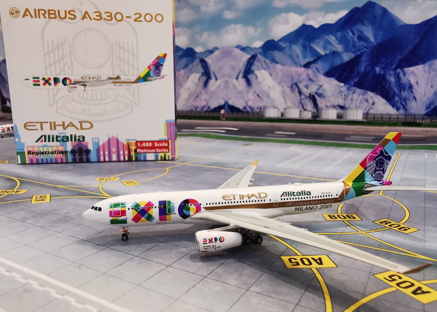 Phoenix Etihad Airways Airbus A330-200 'Expo 2015' 1/400 Scale