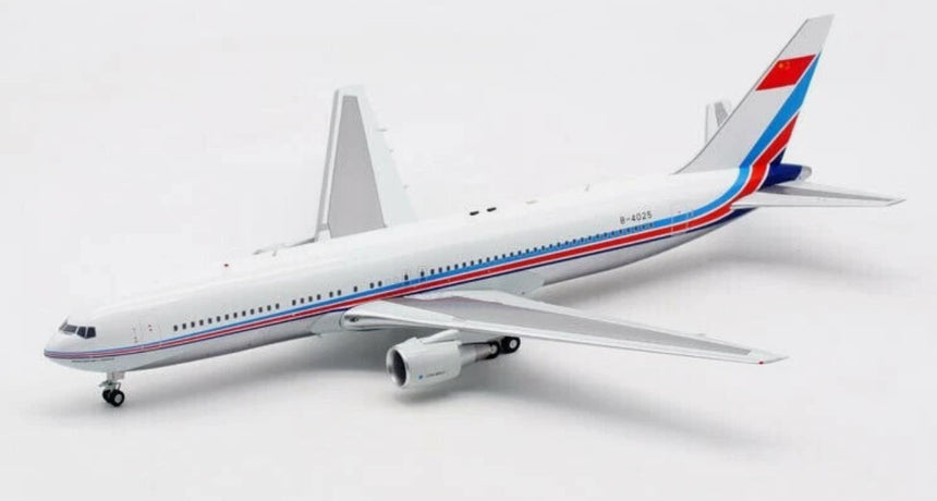 Aviation200 China Air Force Boeing 767-300(ER) B-4025 1/200 Scale