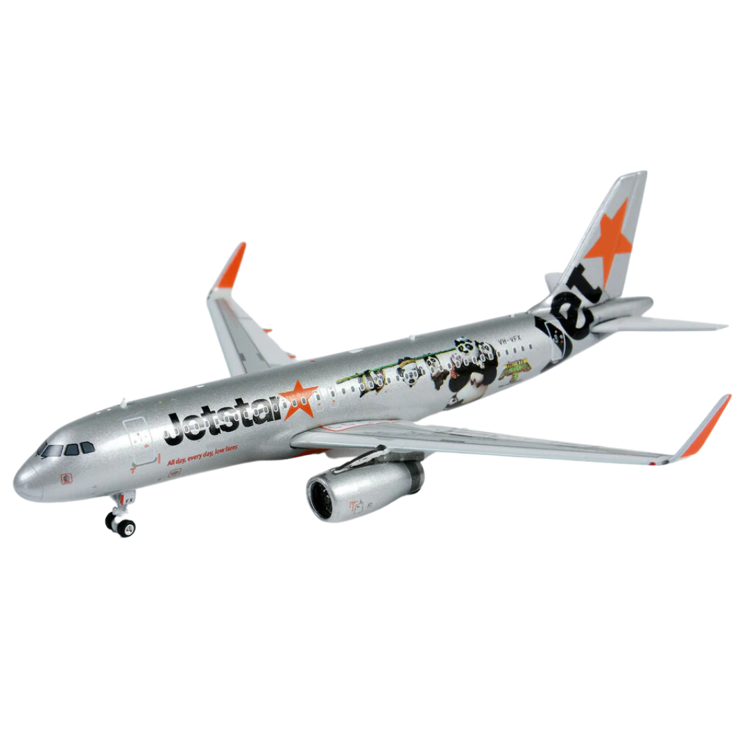 Phoenix JetStar Airbus A320 "Kung Fu Panda 3" VH-VFX 1/400 Scale