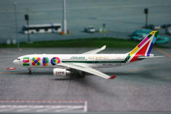 Phoenix Alitalia Airbus A330-200 'Expo 2015' 1/400 Scale