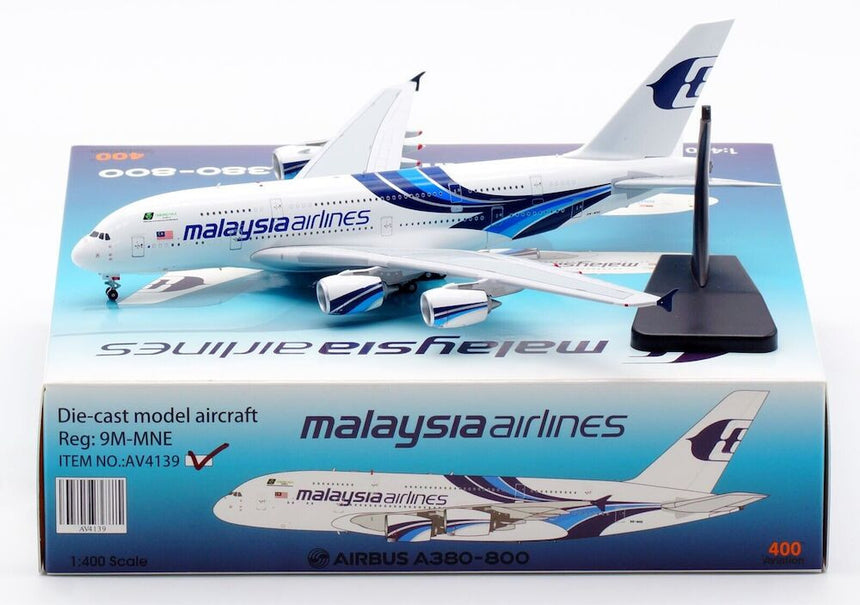 Aviation400 Malaysia Airlines Airbus A380-841 9M-MNE (Rolling Detachable Magnetic Undercarriage) 1/400 Scale