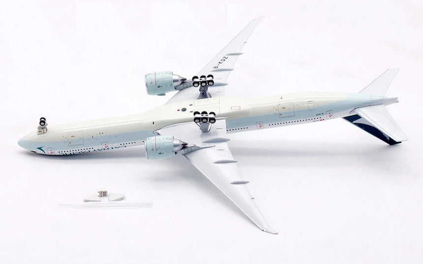 Aviation400 Cathay Pacific Boeing 777-367ER B-KQZ (detachable gear) 1/400 Aircraft Scale Model
