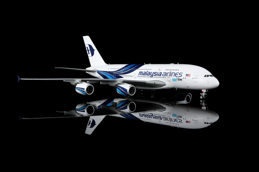 SQ Wings Malaysia Airlines Airbus A380 9M-MNF 1/200 Scale Model