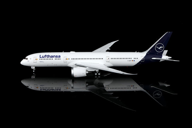 SQ Wings Lufthansa Boeing 787-9 D-ABPF 1/200 Scale Model