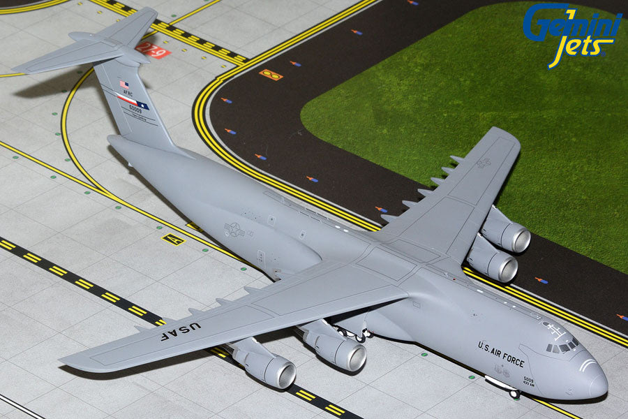GeminiJets U.S. Air Force C-5M Super Galaxy 85-0009 (Lackland AFB) 1/200 G2AFO1135