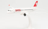 Herpa Swiss International Air Lines Airbus A220-300 – HB-JCQ 1/200 613323