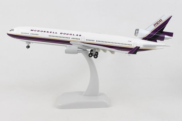 Hogan House Colors McDonnell Douglas Md-11 N211MD 1/200 Aircraft Scale Model