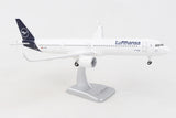 Hogan Lufthansa Airbus A321 NEO Lufthansa "SHARKLET" D-AIEA  1/200 Aircraft Scale Model