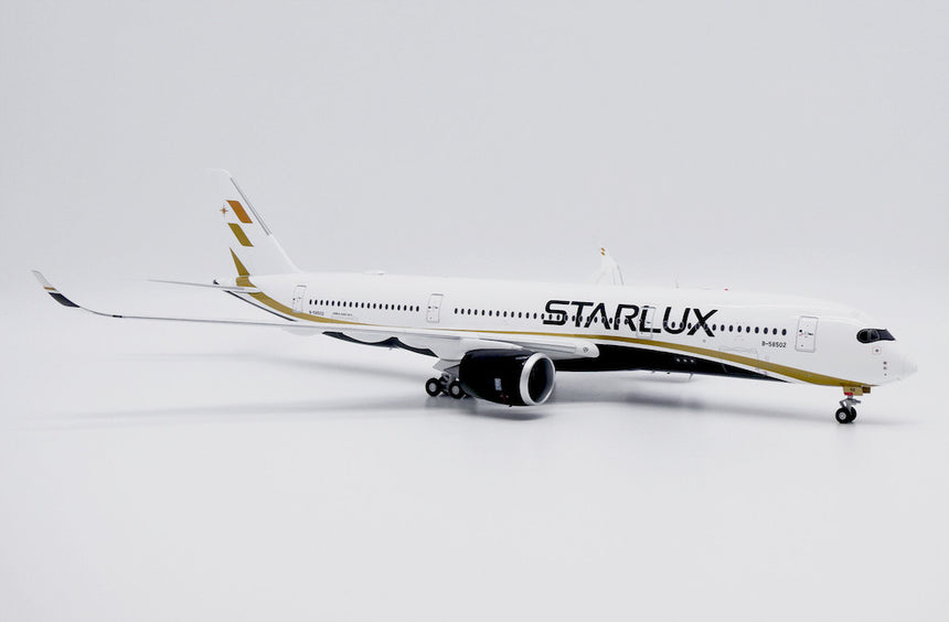 JC Wings Starlux Airlines Airbus A350-900XWB (B-58502) 1/200 Scale
