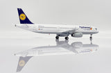 JC Wings Lufthansa Airbus A321 (D-AIDG) "Fanhansa" 1/200 Aircraft Scale Model