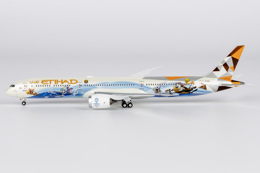 NG Models Etihad Airways Abu Dhabi Boeing 787-10 Dreamliner A6-BMA 1/400 Scale