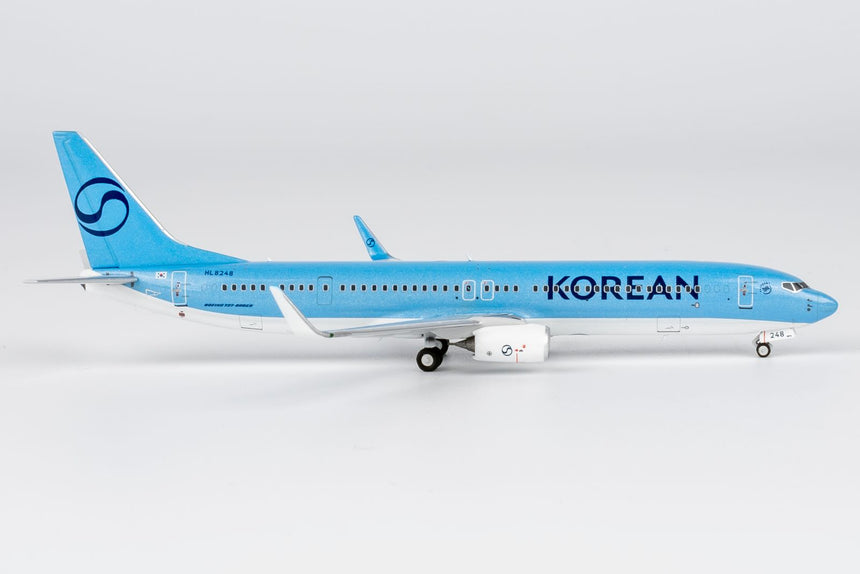 NG Models Korean Air (Korean Air's first 737-900 in 2025's livery) Boeing 737-900ER/w HL8248 1/400 Aircraft Scale Model