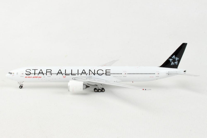 Phoenix Air India Boeing 777-300ER Star Alliance VT-ALJ 1/400