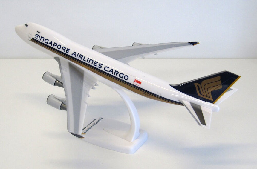 Singapore Airlines Boeing 747-400F 9V-SFI - Snap-Fit 1/250 Aircraft Scale Model