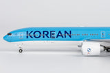 NG Models Korean Air (Korean Air's first 777-300ER in 2025's livery) Boeing 777-300ER HL8008 1/400 Aircraft Scale Model
