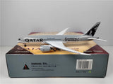 Phoenix Qatar Airways Boeing 787-8 A7-BCM 1/400 Aircraft Scale Model
