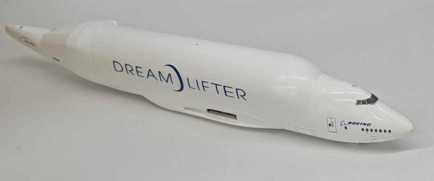 Hogan Dreamlifter Boeing 747-400LCF N780BA 1/200 Aircraft Scale Model