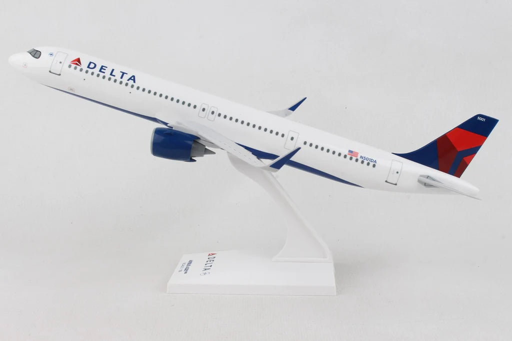 SkyMarks Delta Airbus A321 Neo 1/150 Aircraft Scale Model